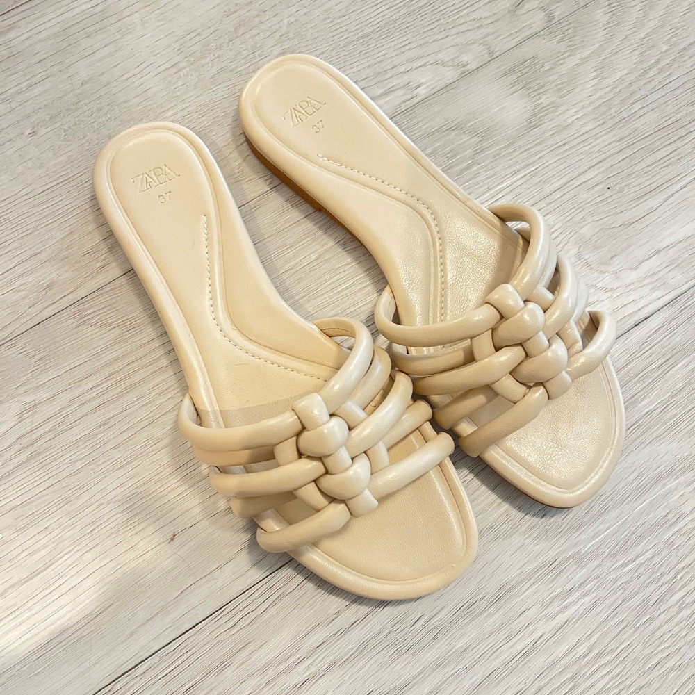 Zara flats size 37 colour beige